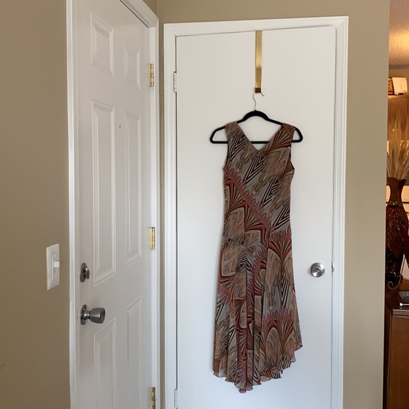 CHRIS McLAUGHLIN Size 10 asymmetrical dress - Picture 4 of 5